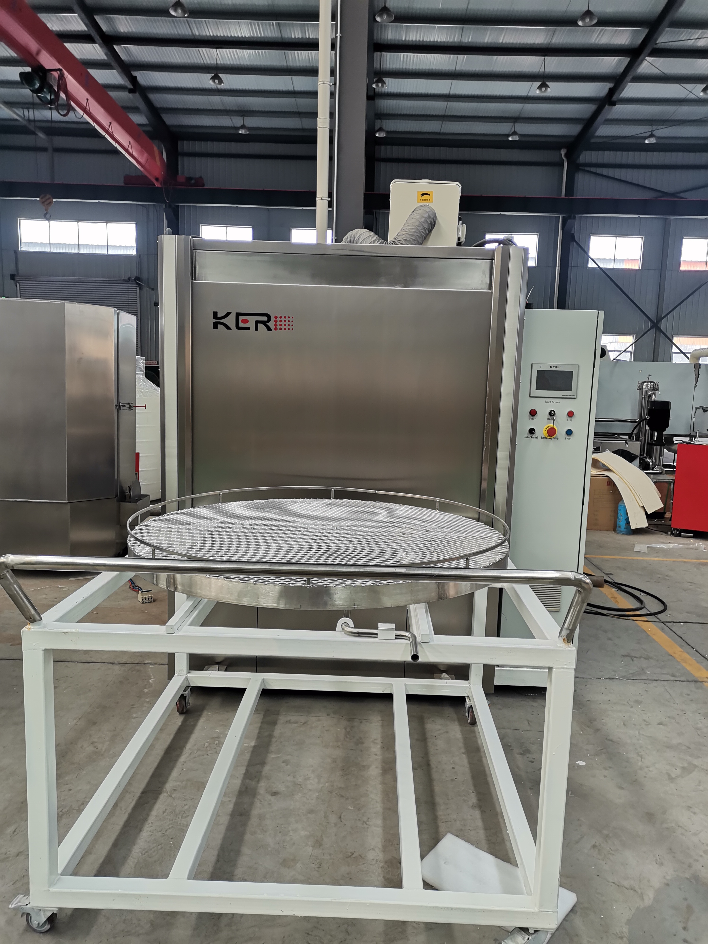 單工位旋轉噴淋清洗機：重油重污克星，360°無死角凈洗不返工