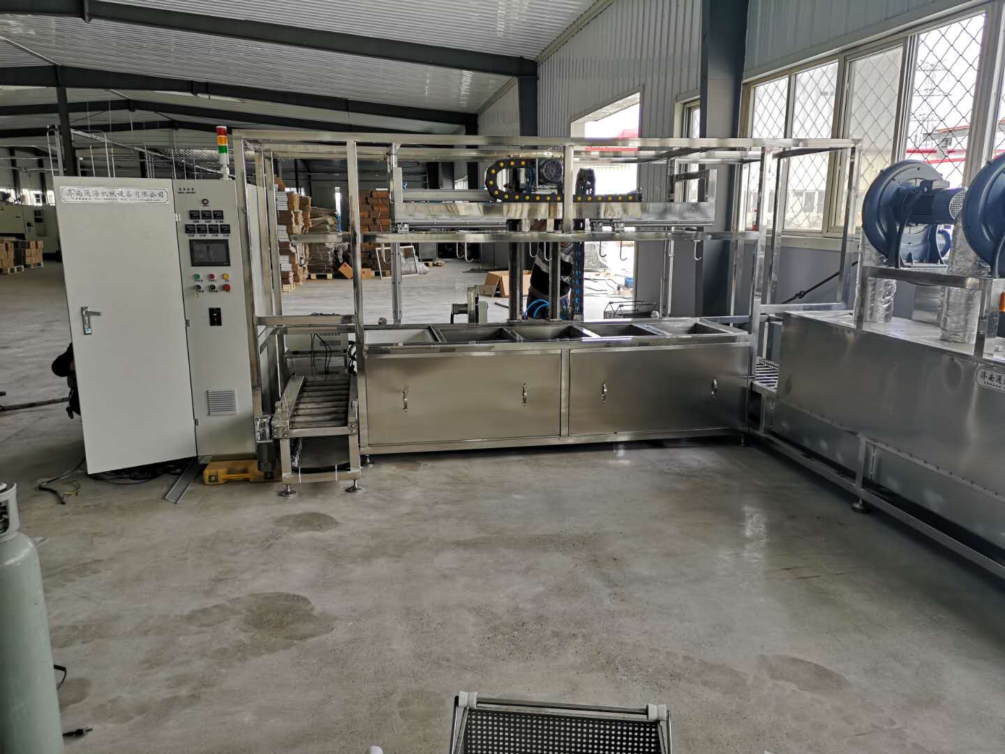 小型超聲波清洗機與干冰清洗機的應用領域的區別